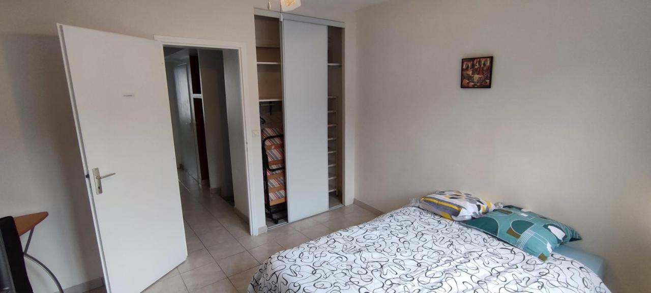 Appartement Au Coeur De Ville A 2 Mins De La Gare Agen Exteriör bild