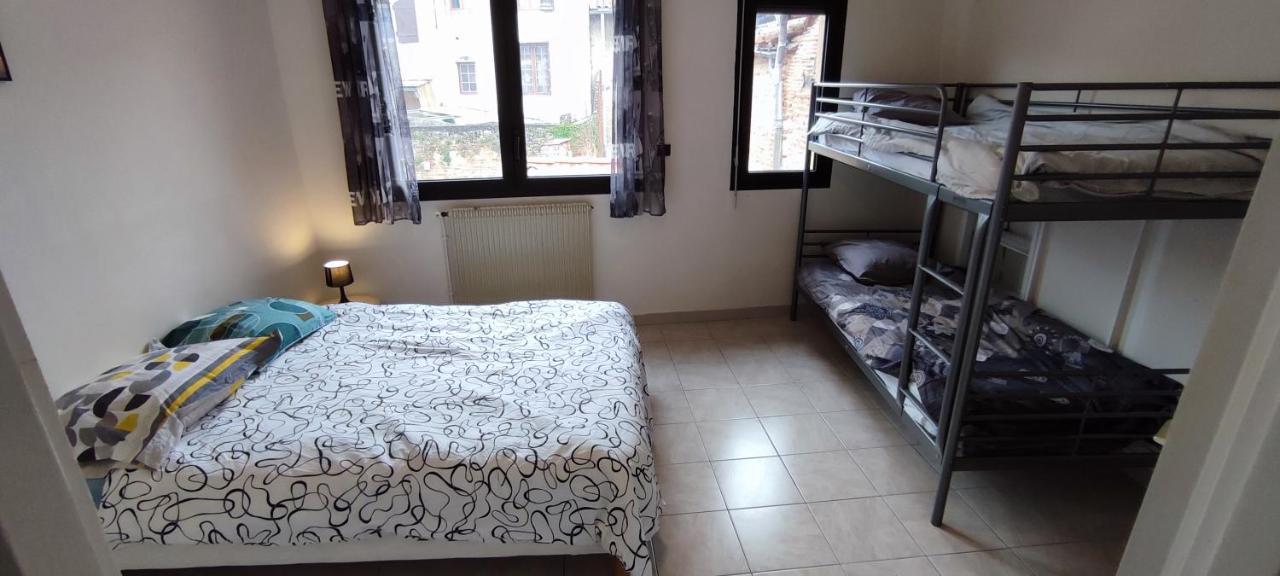 Appartement Au Coeur De Ville A 2 Mins De La Gare Agen Exteriör bild